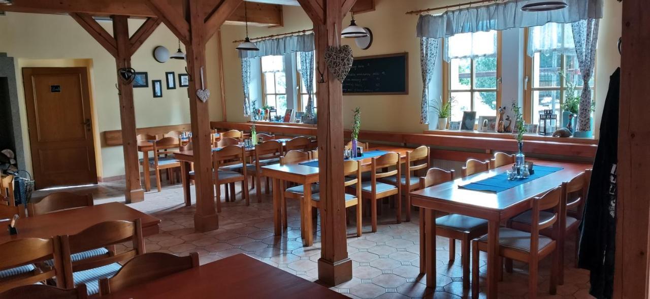 Hotel Zlaty Potok Nicov  Eksteriør billede