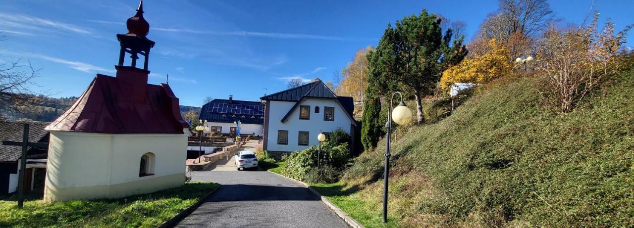 Hotel Zlaty Potok Nicov  Eksteriør billede